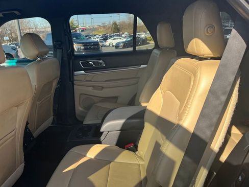 Used 2016 Ford Explorer Limited w/ Equipment Group 303A image 23