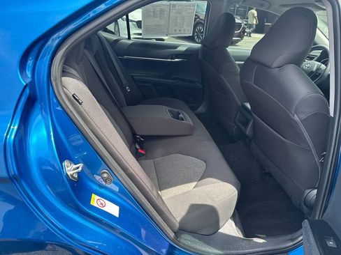Used 2019 Toyota Camry LE w/ Convenience Package FWD image 48