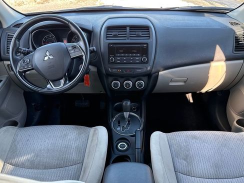 Used 2017 Mitsubishi Outlander Sport ES image 10