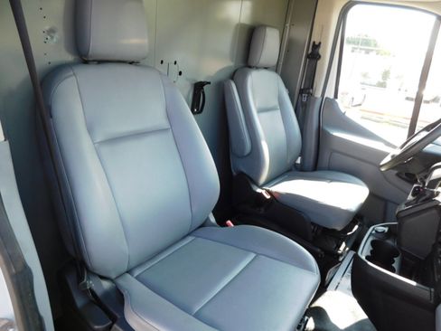 Used 2019 Ford Transit 150 130 Medium Roof image 24