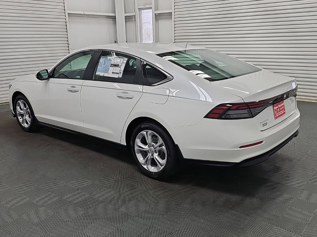 New 2026 Honda Accord LX image 5
