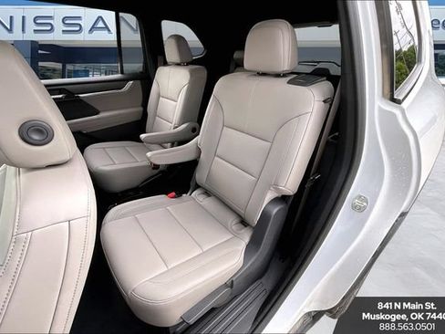 Used 2026 GMC Acadia Elevation w/ Black Edition FWD image 22