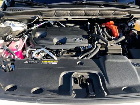 Used 2024 Lexus RX 450h Luxury image 31