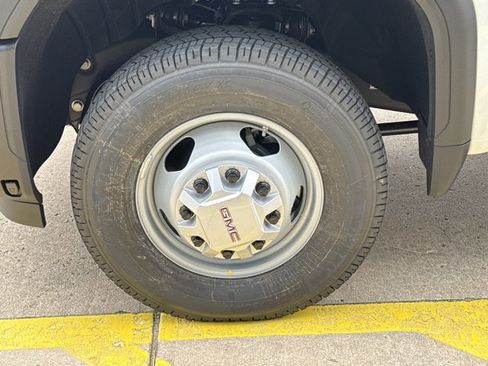 New 2026 GMC Sierra 3500 Pro w/ Convenience Package AWD/4WD image 12