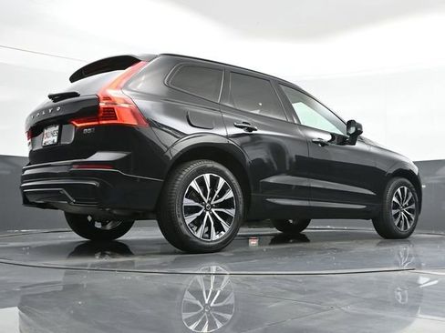 Used 2023 Volvo XC60 B5 Plus w/ Protection Package Premier image 44