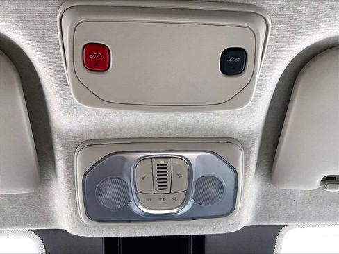 Used 2025 RAM ProMaster 2500 w/ U-Haul Equipment Group FWD image 25
