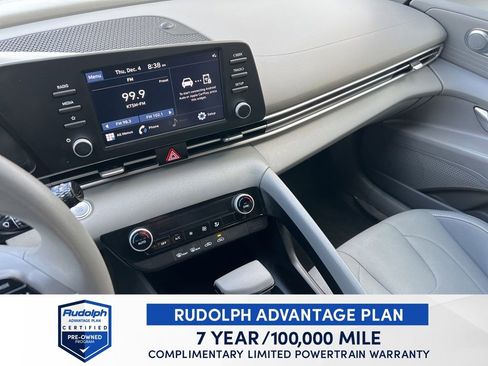 Used 2023 Hyundai Elantra SEL image 18
