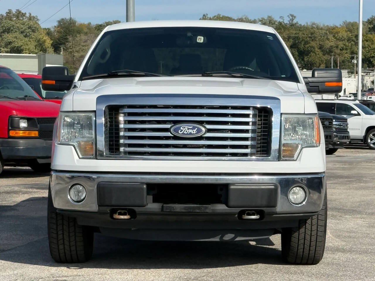 Used 2011 Ford F150 XLT w/ XLT Chrome Pkg AWD/4WD image 3