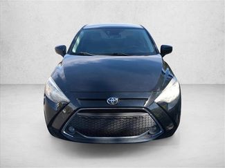 Used 2019 Toyota Yaris LE video 2