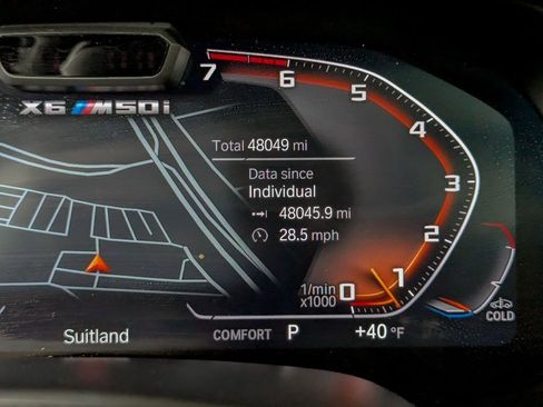 Certified 2023 BMW X6 M50i w/ Executive Package image 38