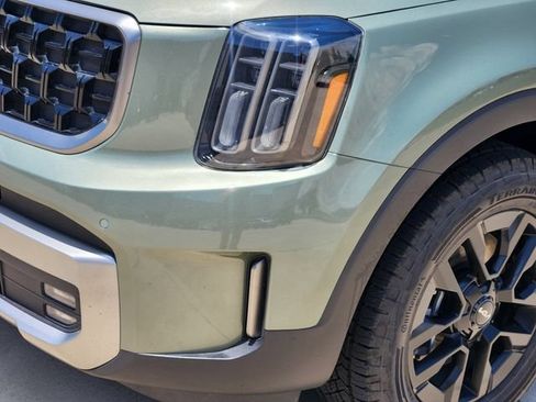 Used 2023 Kia Telluride SX Prestige X-Pro AWD/4WD image 9