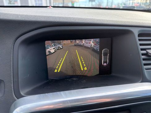 Used 2017 Volvo S60 T5 Dynamic w/ Vision Package image 29