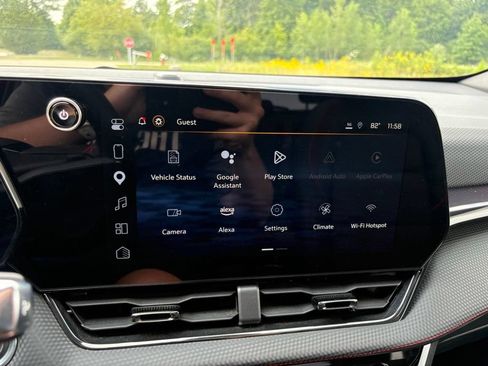 Used 2025 Chevrolet Equinox RS w/ Safety and Technology Package AWD/4WD image 23