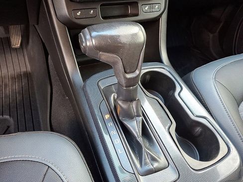 Used 2020 Chevrolet Colorado Z71 AWD/4WD image 19