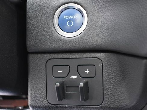 Used 2022 Toyota Tundra Limited image 27