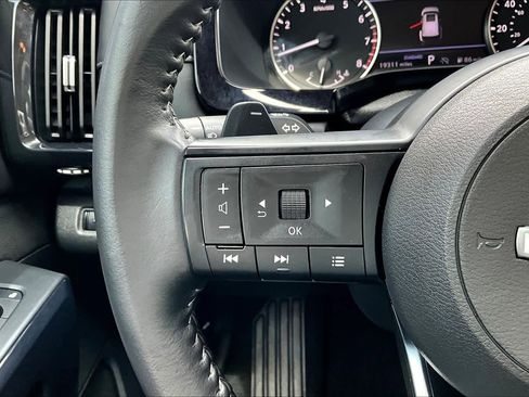 Used 2024 Nissan Pathfinder SV w/ Cargo Package image 22