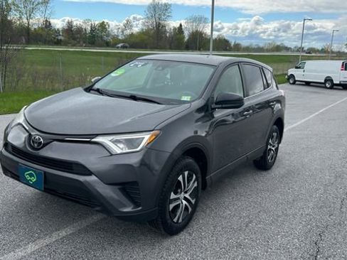 Used 2018 Toyota RAV4 LE w/ All Weather Liner Package AWD/4WD image 7