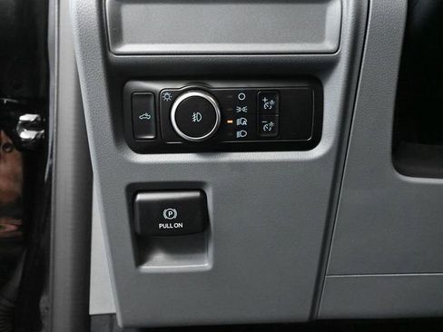 Used 2024 Ford F150 XLT image 29