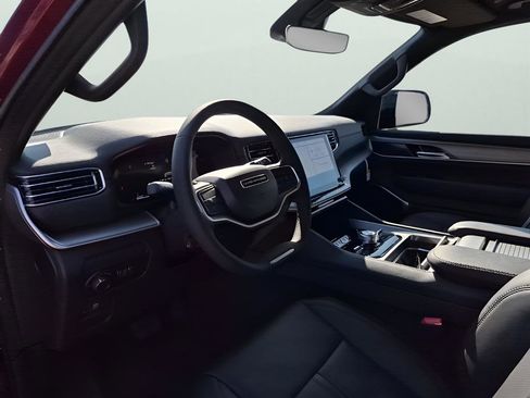 New 2026 Jeep Grand Wagoneer L Limited image 30