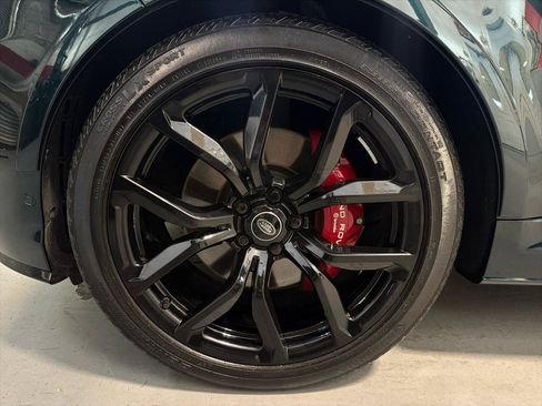 Used 2022 Land Rover Range Rover Sport SVR AWD/4WD image 15