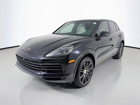 Used 2022 Porsche Cayenne S Platinum AWD/4WD image 1