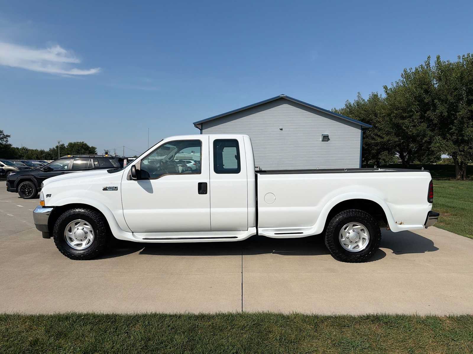 Used 2002 Ford F250 2WD SuperCab Super Duty image 3
