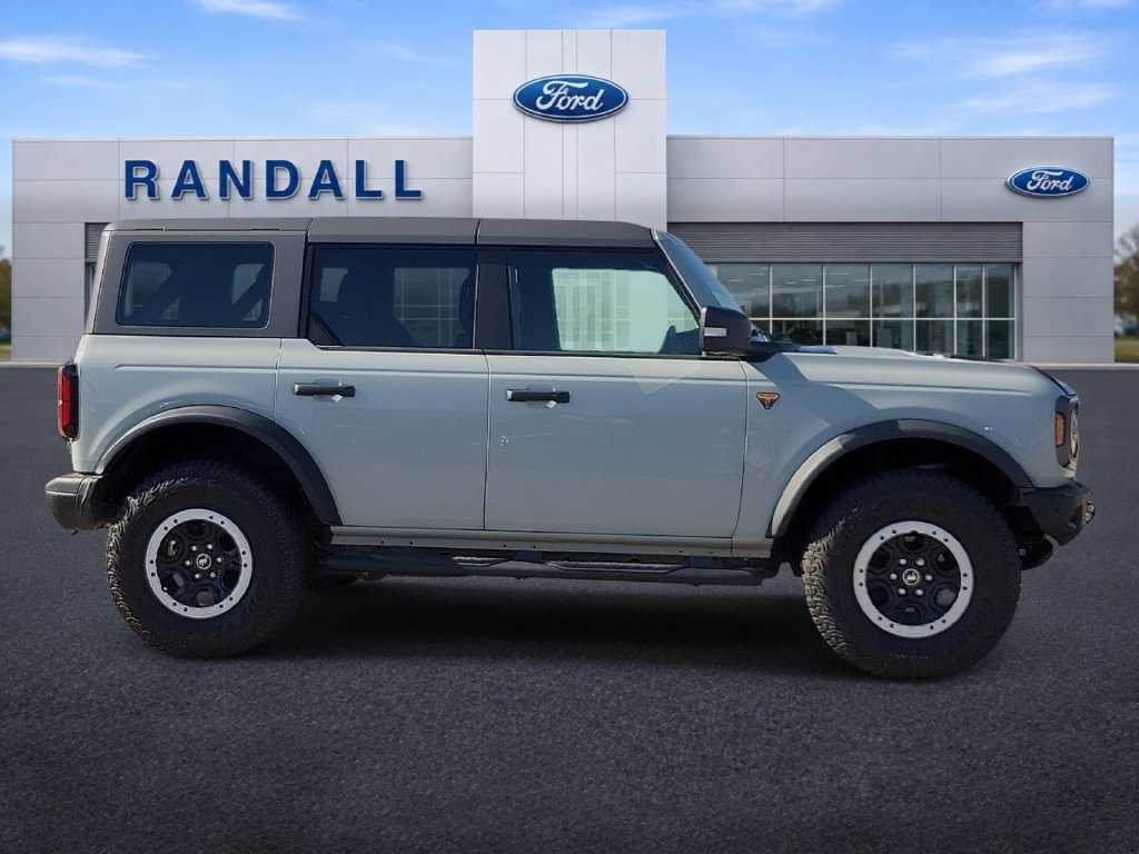 Used 2024 Ford Bronco Badlands AWD/4WD image 6