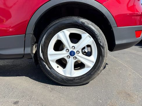 Used 2015 Ford Escape SE FWD image 39