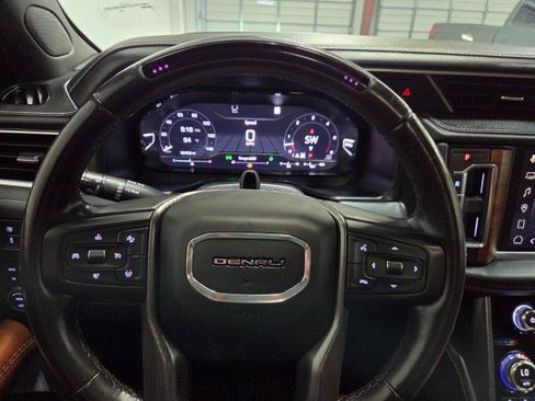 Used 2023 GMC Yukon XL Denali Ultimate AWD/4WD image 45