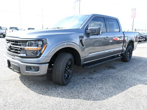 New 2026 Ford F150 XLT w/ Equipment Group 302A MID RWD image 9