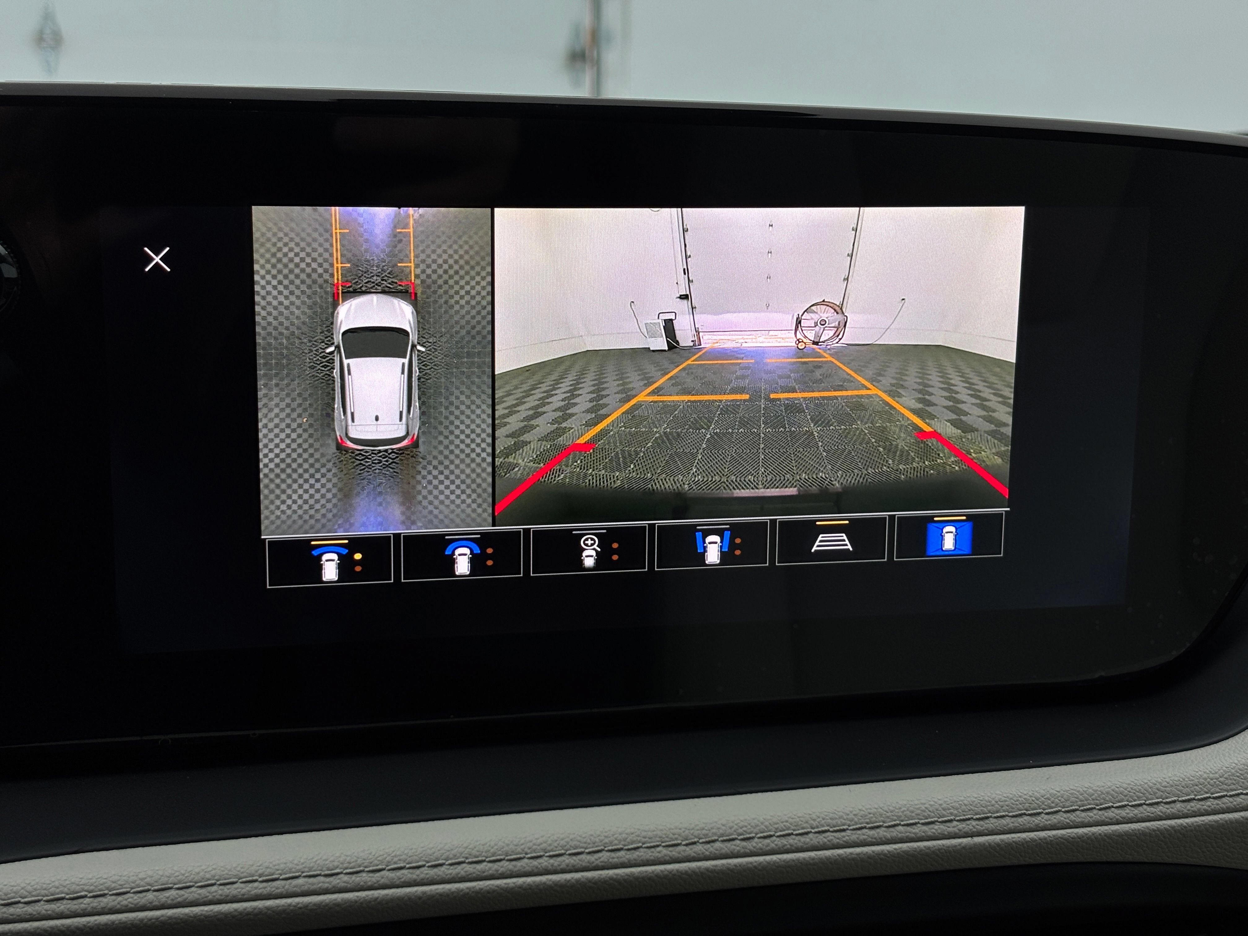 New 2026 Buick Encore GX Preferred w/ Advanced Technology Package FWD image 4