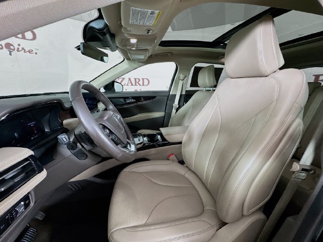 Used 2023 Lincoln Nautilus Reserve w/ Luxury Package AWD/4WD image 25