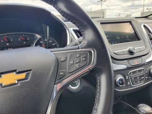 Used 2019 Chevrolet Equinox LT FWD image 14
