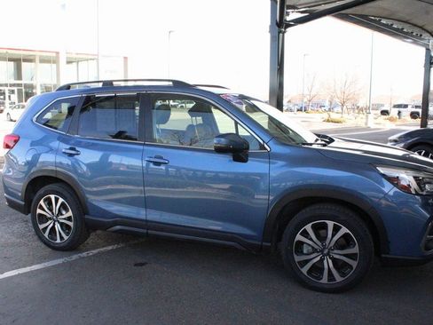 Used 2021 Subaru Forester Limited w/ Popular Package #3 image 19