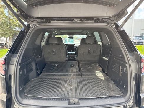 Used 2024 GMC Acadia Denali AWD/4WD image 8