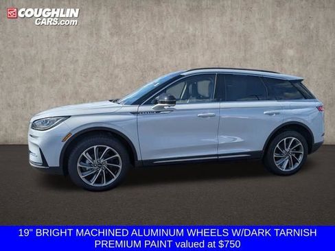 Used 2026 Lincoln Corsair Premiere image 5