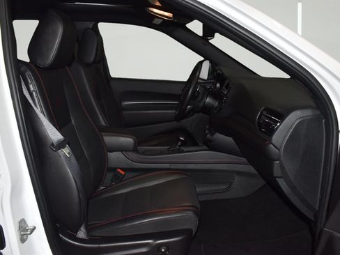 Used 2025 Dodge Durango R/T w/ Blacktop Package AWD/4WD image 9
