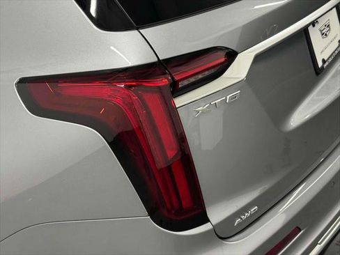 Certified 2025 Cadillac XT6 Premium Luxury AWD/4WD image 10