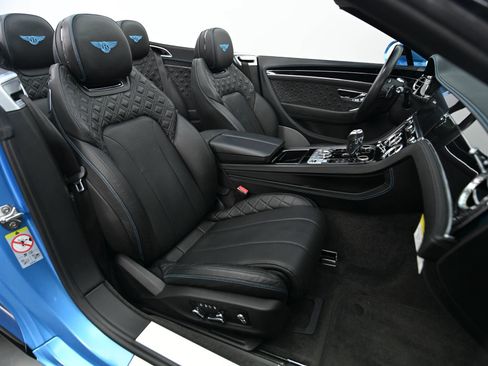 Used 2020 Bentley Continental GT AWD/4WD image 25