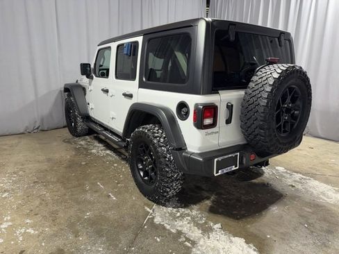 Used 2024 Jeep Wrangler Willys image 4