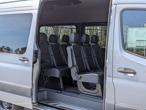 New 2025 Mercedes-Benz Sprinter 2500 image 31