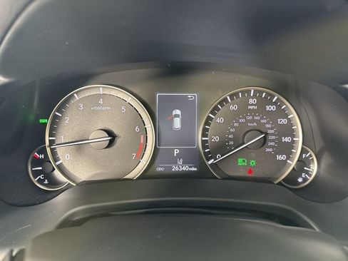 Certified 2022 Lexus RX 350L Premium w/ Premium Package AWD/4WD image 19