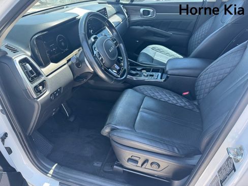 Used 2022 Kia Sorento SX Prestige AWD/4WD image 9