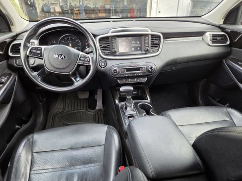 Used 2020 Kia Sorento EX image 6