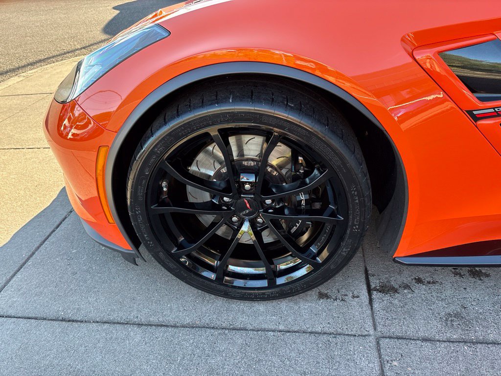 Used 2019 Chevrolet Corvette Grand Sport w/ Carbon Flash Badge Package RWD image 11