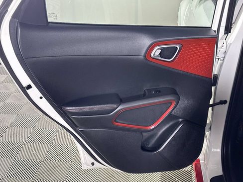 Certified 2021 Kia Soul Turbo FWD image 20