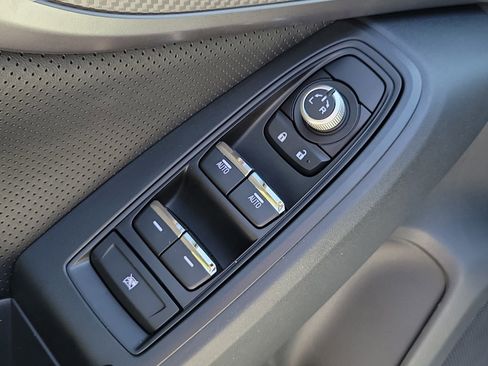 Used 2022 Subaru Crosstrek 2.5i Limited w/ Moonroof Package 2 image 19