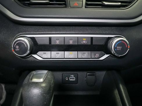 Used 2024 Nissan Altima 2.5 S FWD image 15