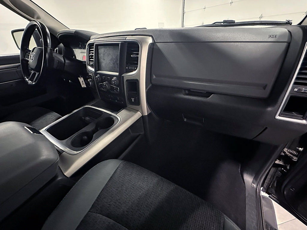 Used 2020 RAM 1500 Warlock w/ Luxury Group AWD/4WD image 28
