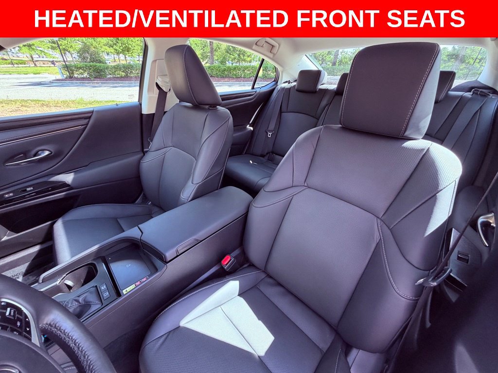 Certified 2023 Lexus ES 300h w/ Premium Package FWD image 13